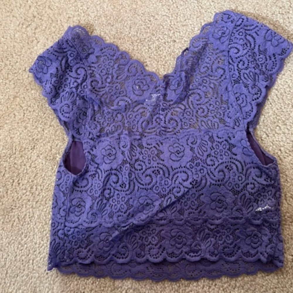 Purple lace - Picture 3 of 4